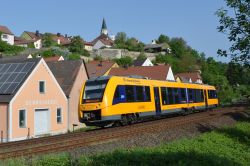 Dieseltriebwagen Alstom LINT 41 der Oberpfalzbahn von Die Länderbahn DLB in Nabburg