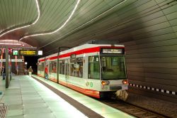 Straßenbahn Bochum Tram Duewag MGT6D der Bogestra in der Tunnelstation Lohring