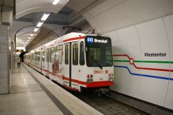 Stadtbahn Dortmund Straßenbahn Duewag N8C als U43 in der Haltestelle Westentor im Ost-West-Tunnel