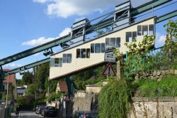 Bergbahn Dresden Seilschwebebahn Strecke am Veilchenweg